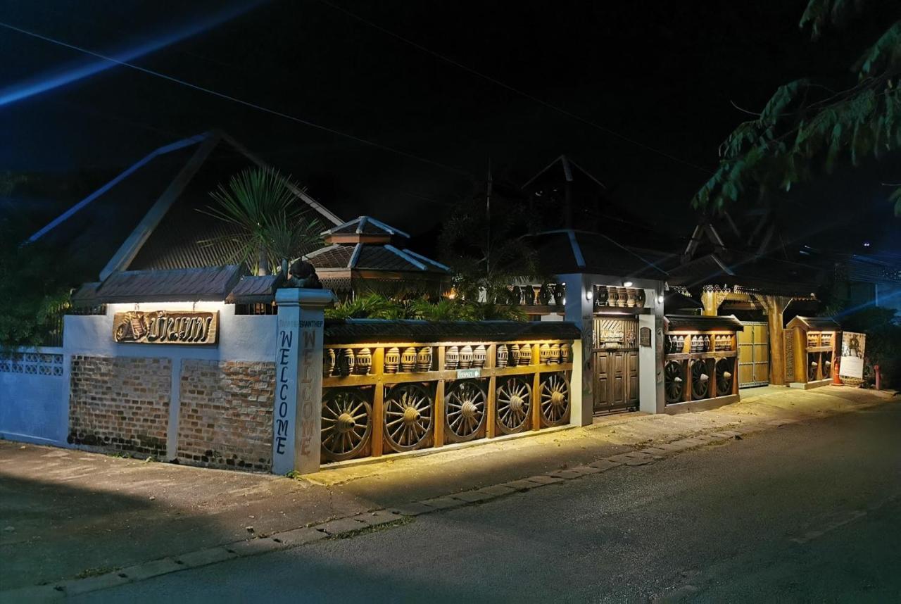 Baanthep Antique Homestay Phrae Exterior foto
